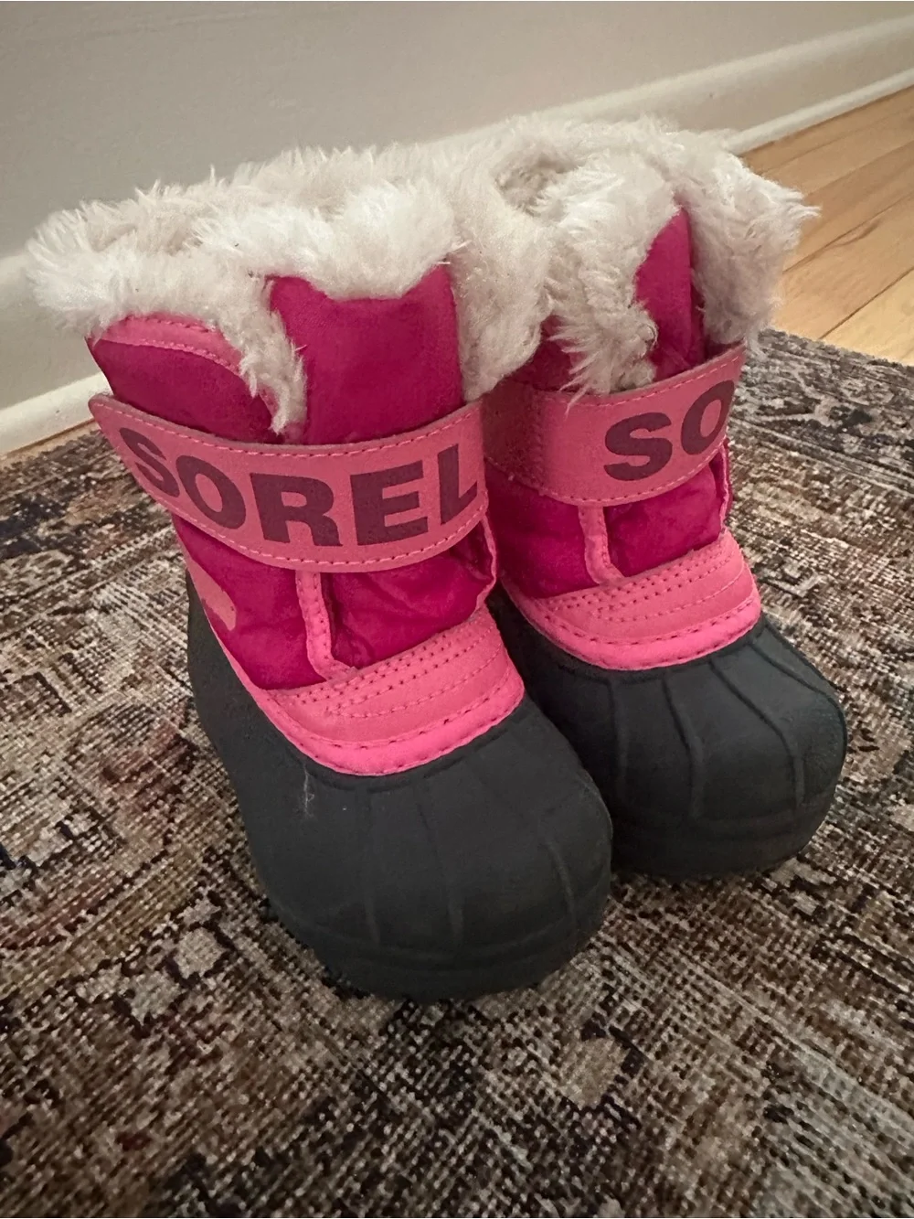 Sorel toddler Pink snow Boots with Faux-Fur Trim